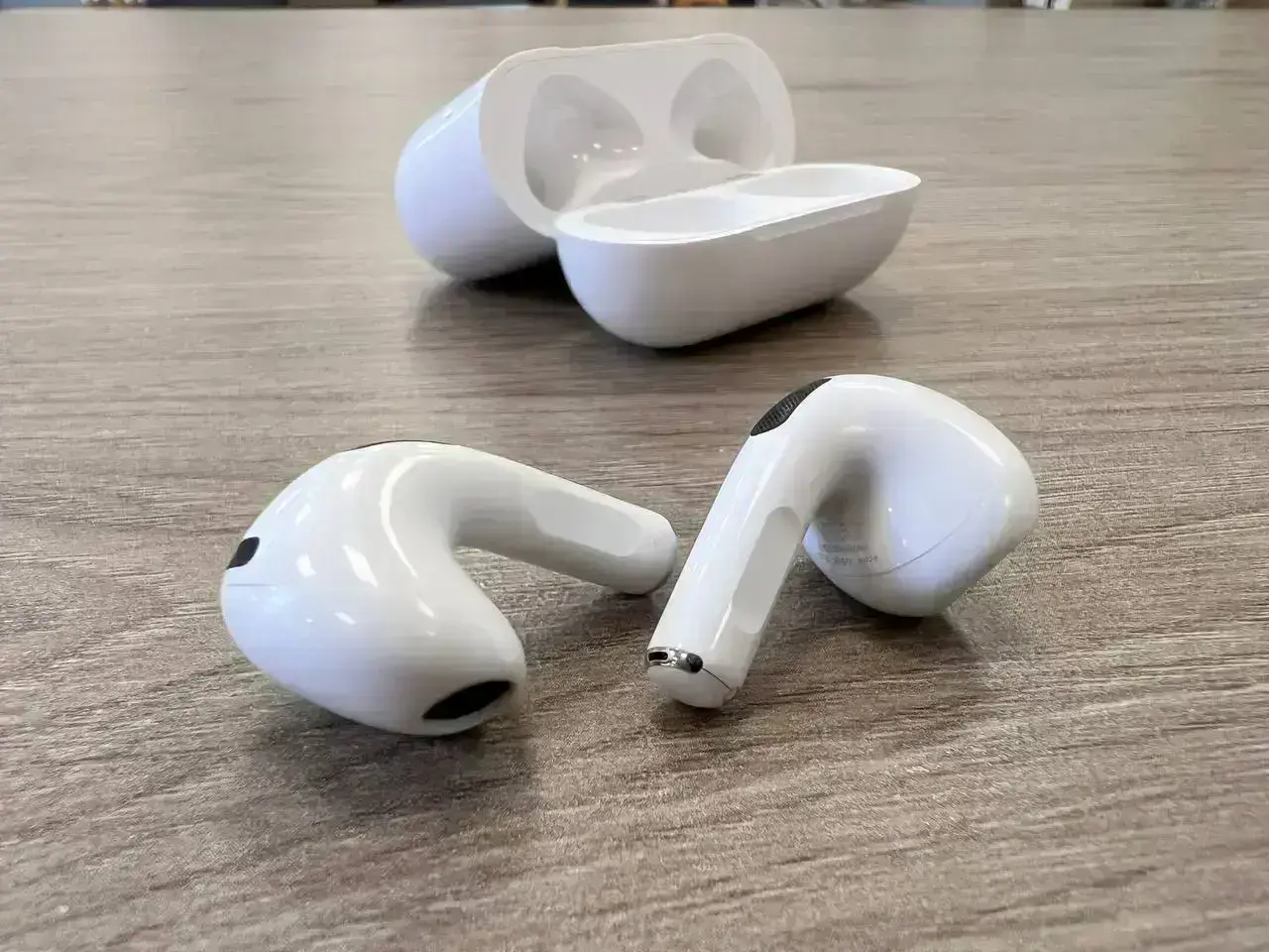 USED Apple AirPods 3 (MME73), (Стан - 8.5/10, гарантія - 1 міс.)